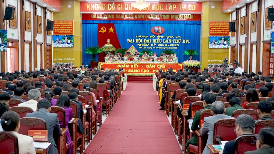 quà tặng đại hội đảng bộ